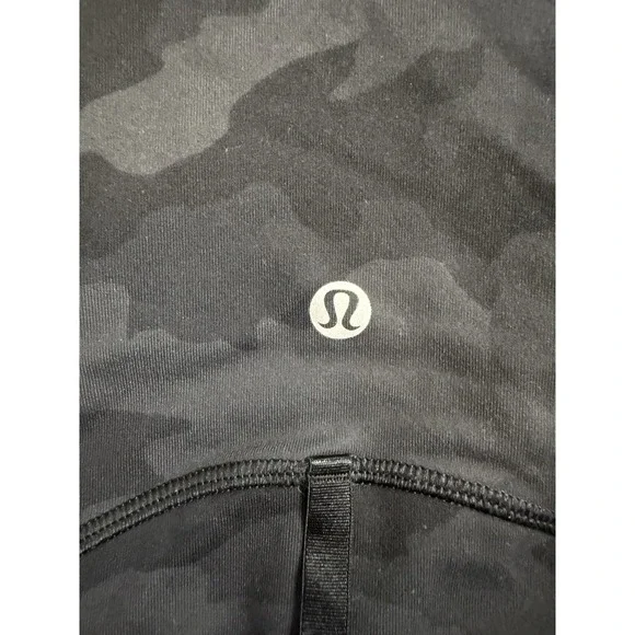 Lululemon Define Jacket Black Grey Camo Women's Size 2 - Picture 5 of 6